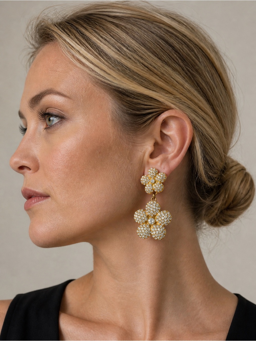 Elegant Gold Floral Earrings